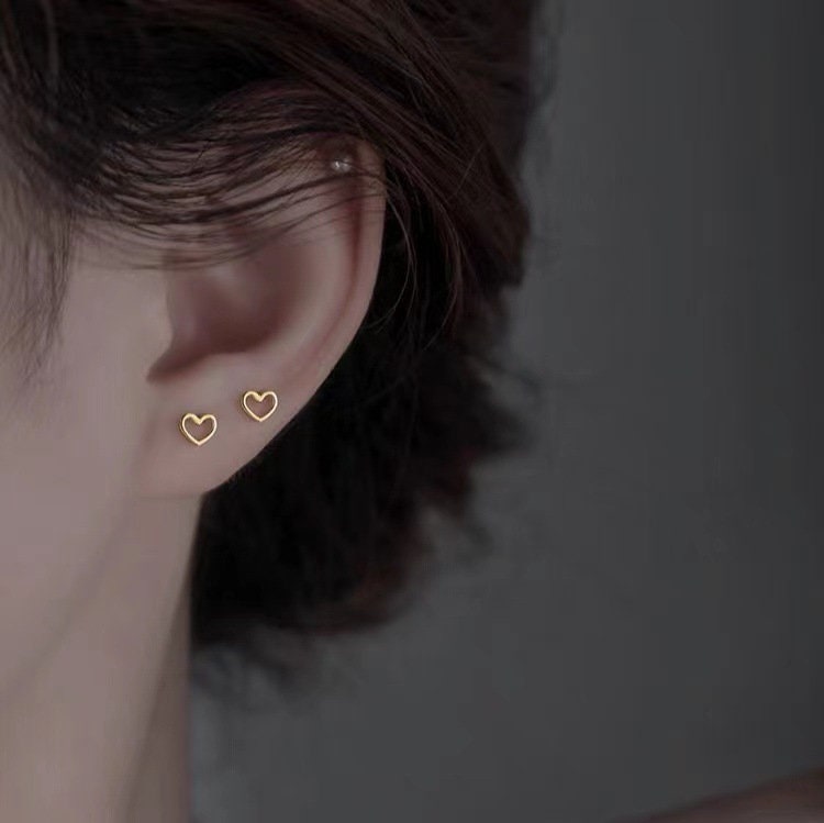 Gold Mismatched Heart CZ Earrings, Tiny Asymmetrical Heart Studs, Gold Heart Earring, Classic Earrings, Helix Earrngs, Gift for Her, GE33