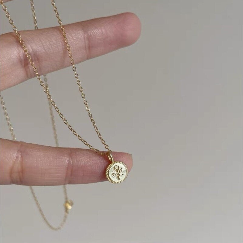14k Gold Vermeil Rose Coin Necklace, Dainty Birth flower Pendant, Flower Gold Necklace, Rose Engraved Coin Necklace, Gift for her, GN37