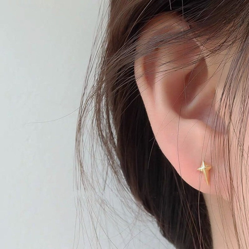 Dainty Gold North Star Stud Earrings, Gold Star Earrings, Star Studs, Minimalist Star Earring, Helix Studs, Perfect for Everyday Wear, GE166