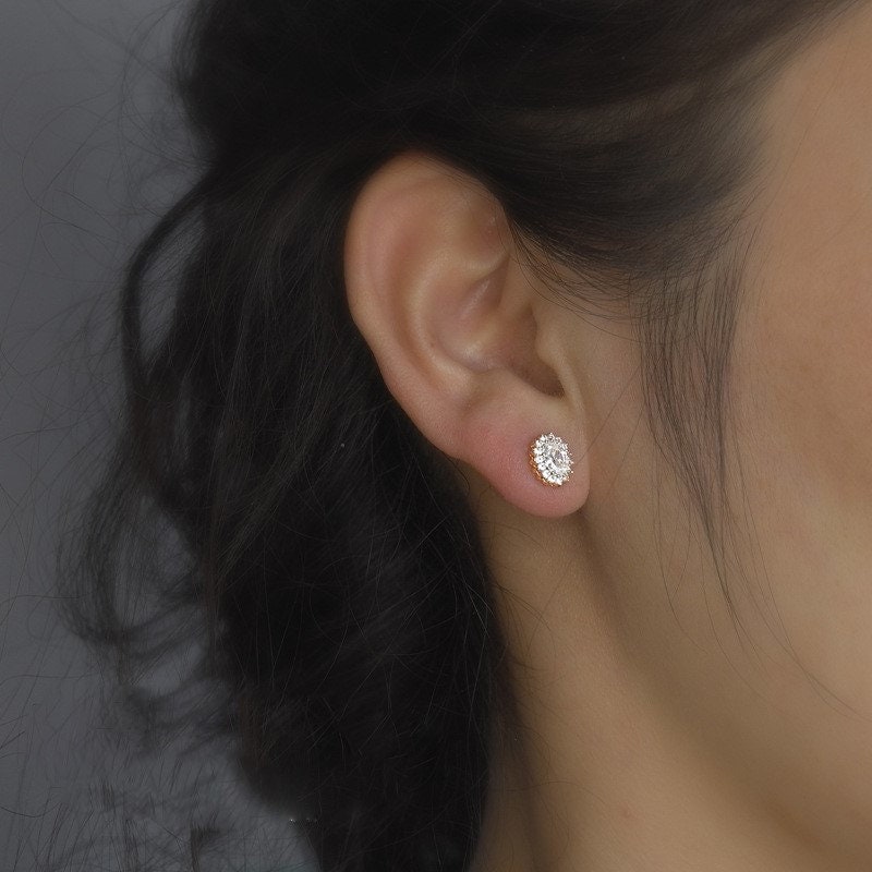14k Gold Vermeil CZ Oval Stud Earrings, Small Oval CZ Earrings, Dainty Oval-shape Earring, Minimalist Gold Earring, Gift for her, GE242