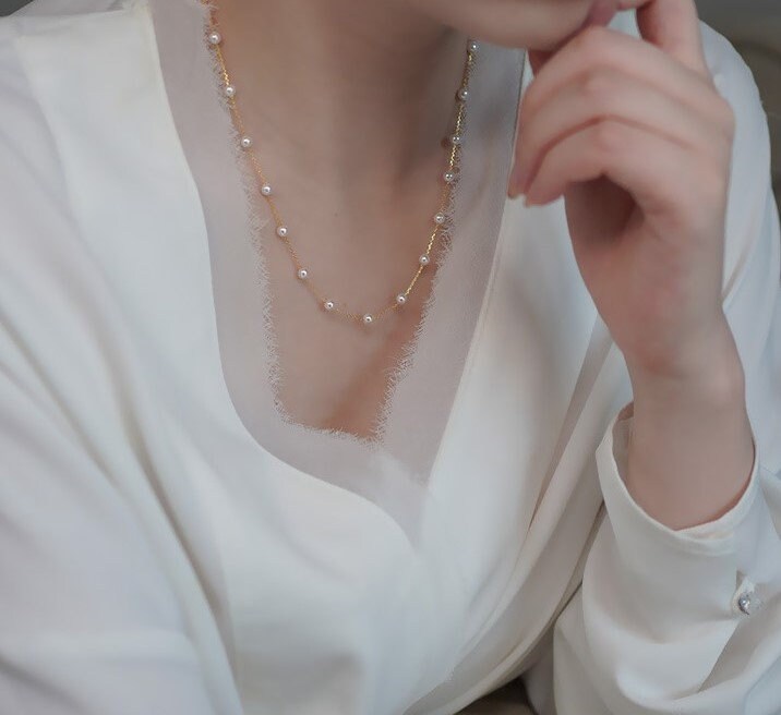 Gold Vermeil Tiny Pearl Necklace, Delicate Pearl Necklace, Minimalist Gold Pearl Choker, Stackable Necklace, Perfect Gift for her, GN97