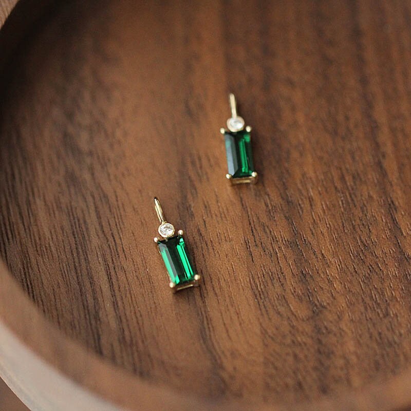 Baguette Emerald CZ Necklace, Dainty 14k Yellow Gold Plated 925 Silver Necklace, Small Gold Emerald Choker, Minimalist Necklace, Gifts, GN14
