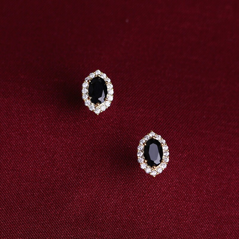 Dainty Gold Black Onyx Stud Earrings, Sparkly CZ and Onyx Earrings, Gold Oval Onyx Earrings, Bridal Gift, Wedding Earrings, Gifts, GE41