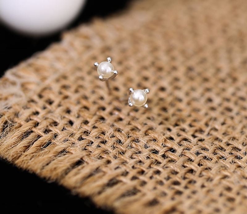 20G Gold Tiny Pearl Screw Back Earrings, Dainty Pearl Stud Earrings, Sterling Silver Pearl Screw Back Earrings, Minimalist Pearl Studs, GE46