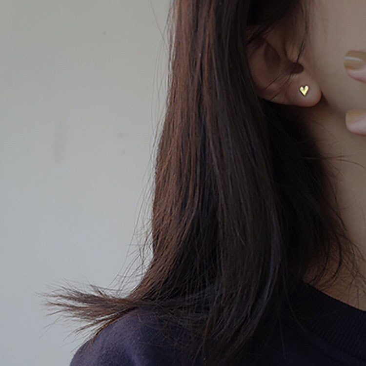 Dainty Gold Heart Stud Earrings, Tiny Gold Heart Earrings, Minimalist Heart Studs, Helix/Tragus Studs, Perfect Gifts for Her, GE61
