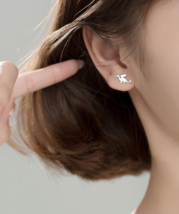 S925 Silver Flying Dragon Stud Earrings, Rose Gold Dinosaur Earrings, Dinosaur Earring, Minimalist Animal Earring, Gift for her, GE170