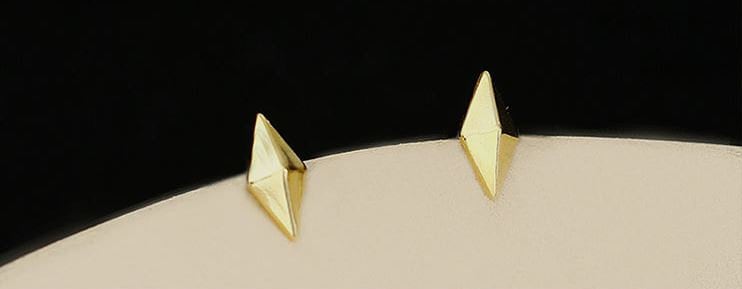 Gold Vermeil Rhombus Stud Earrings, Tiny Gold 3D Rhombus Studs, Tiny Diamond-shaped Studs, Minimalist Studs, Helix/Cartilage Earrings, GE186
