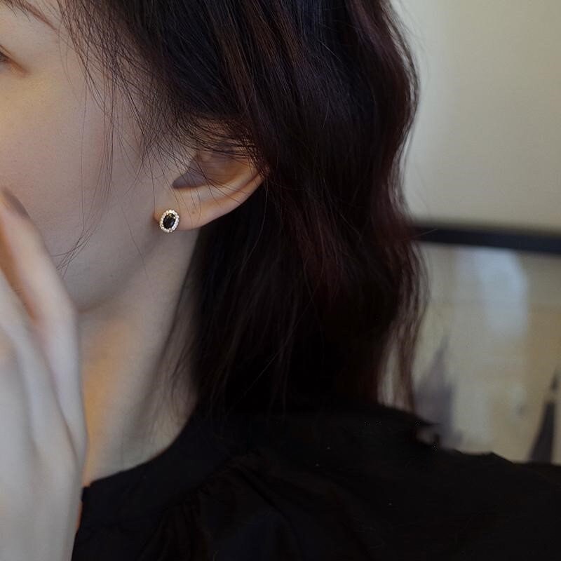 14k Rose Gold Vermeil Oval Black Onyx Stud Earrings, Dainty CZ Onyx Earrings, Minimalist Black Onyx Studs, Bridal Gift, Gift for her, GE203