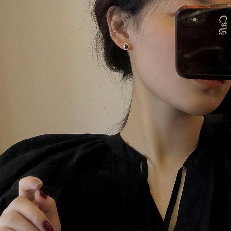 14k Rose Gold Vermeil Oval Black Onyx Stud Earrings, Dainty CZ Onyx Earrings, Minimalist Black Onyx Studs, Bridal Gift, Gift for her, GE203