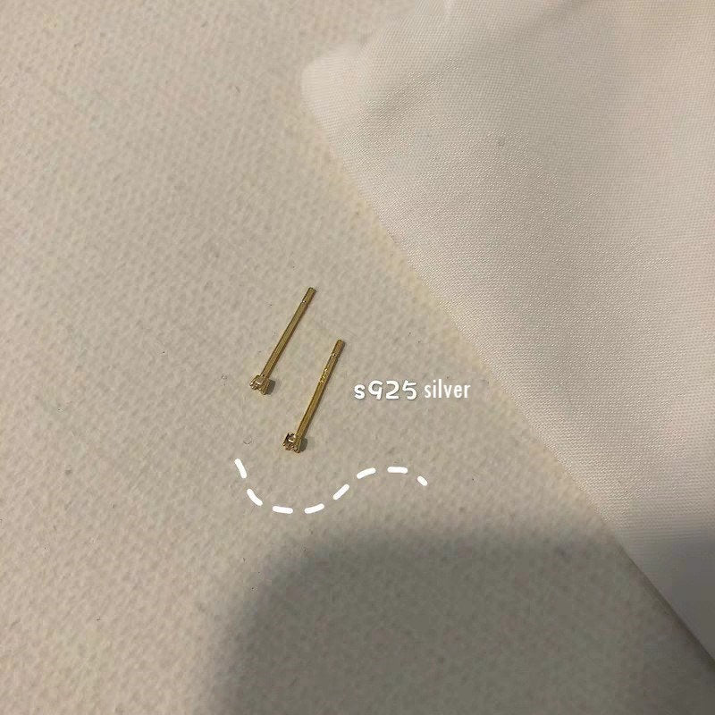14K Gold Vermeil Extra Tiny CZ Stud Earrings, Small Gold CZ Studs, Helix/Cartilage Studs, Minimalist Tiny Gold Studs, Gift for her, GE212
