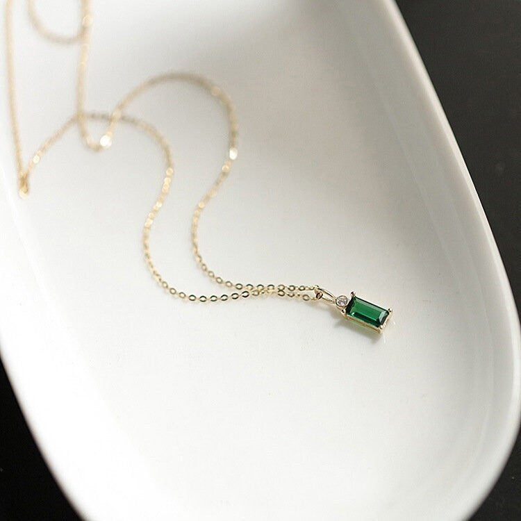 Baguette Emerald CZ Necklace, Dainty 14k Yellow Gold Plated 925 Silver Necklace, Small Gold Emerald Choker, Minimalist Necklace, Gifts, GN14