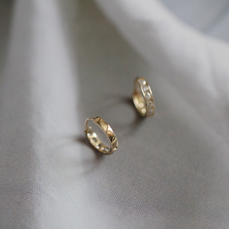 14k Gold Vermeil CZ Hoop Earrings, Sparkly CZ Hoop Earring, Simple/Classic Hoop Earring, Minimalist Chic Hoop Earring, Gift for Her, GE237