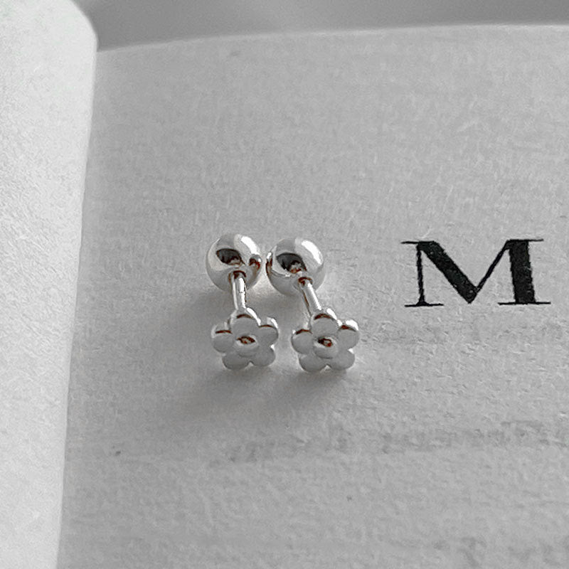 20G Dainty Gold Flower Screw Back Earrings, Tiny Gold Flower Earrings, Helix/Tragus Earring, Minimalist Floral Studs, Gift for her, GE142