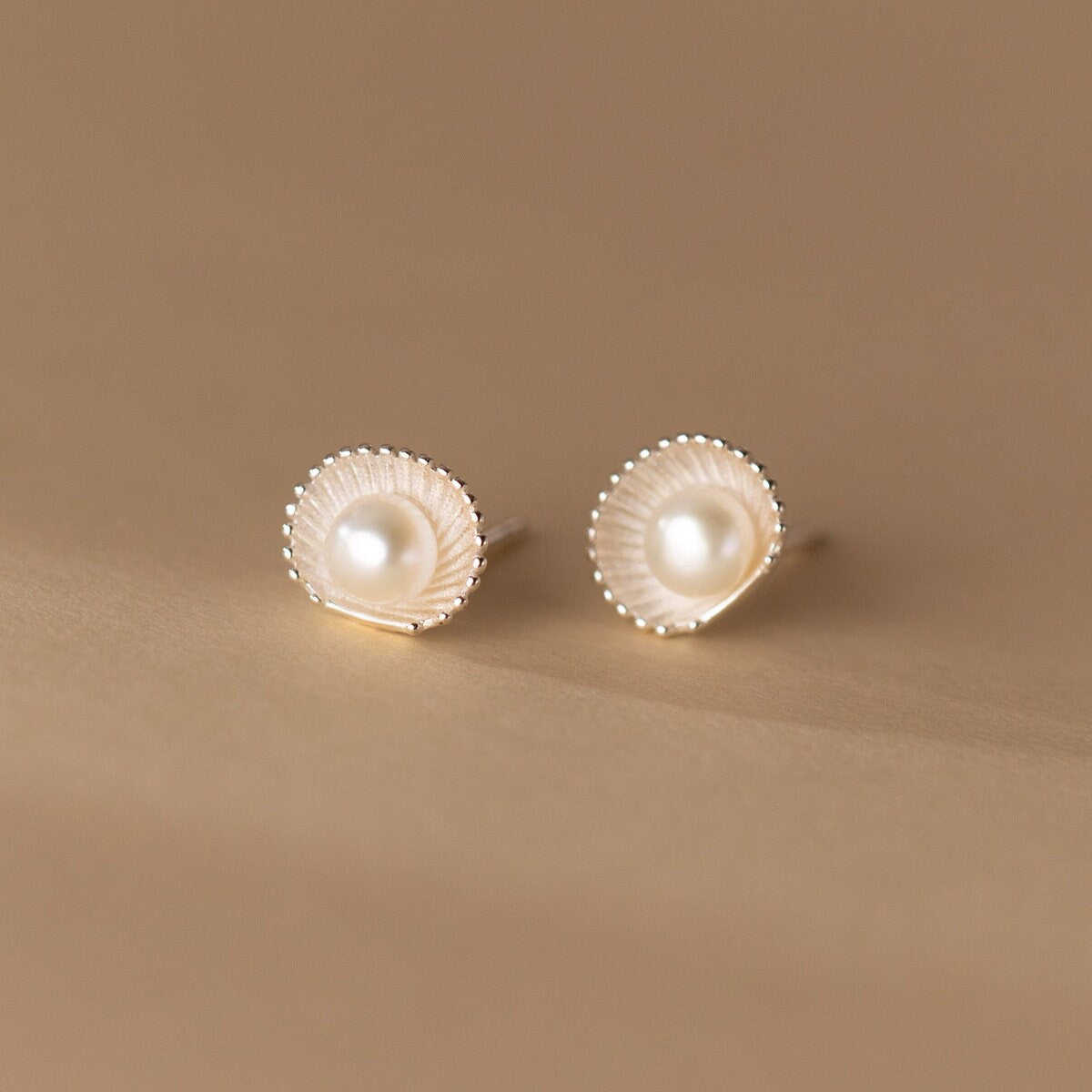 925 Silver Shell Pearl Stud Earrings, Minimalist Shell-shaped Earring, Pearl Paving Shell Earring, Pearl Shell Studs, Gift for her, GE255