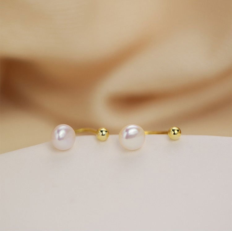 20G Gold Fresh Water Pearl Screw Back Earrings, Tiny Pearl Earrings, Helix Earring, Minimalist Silver Pearl Earring, Gift for her, GE291